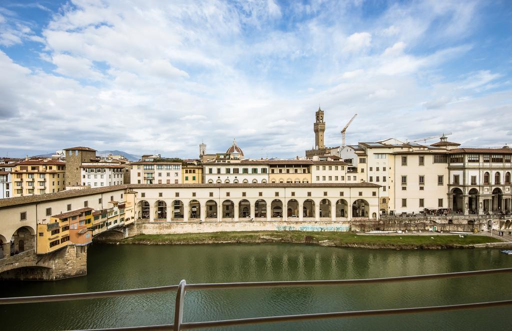 フィレンツェPonte Vecchio Terraceアパートメント 部屋 写真